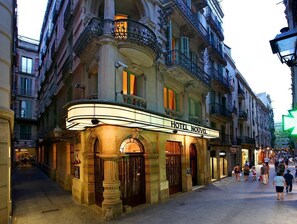Exterior - Hotel Nouvel (BARCELONA)