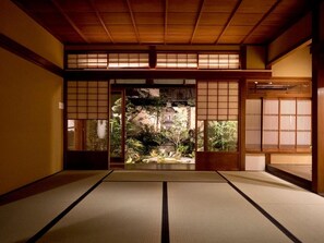 Interior - HANARé Genmachi (Kyoto)