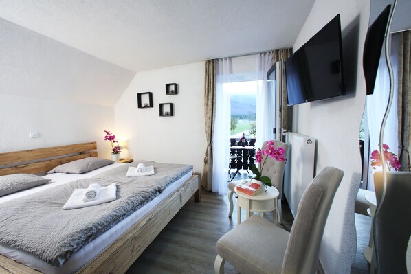 Double Room, Balcony