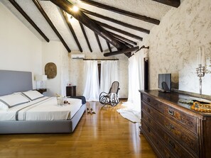 Villa, 6 Schlafzimmer