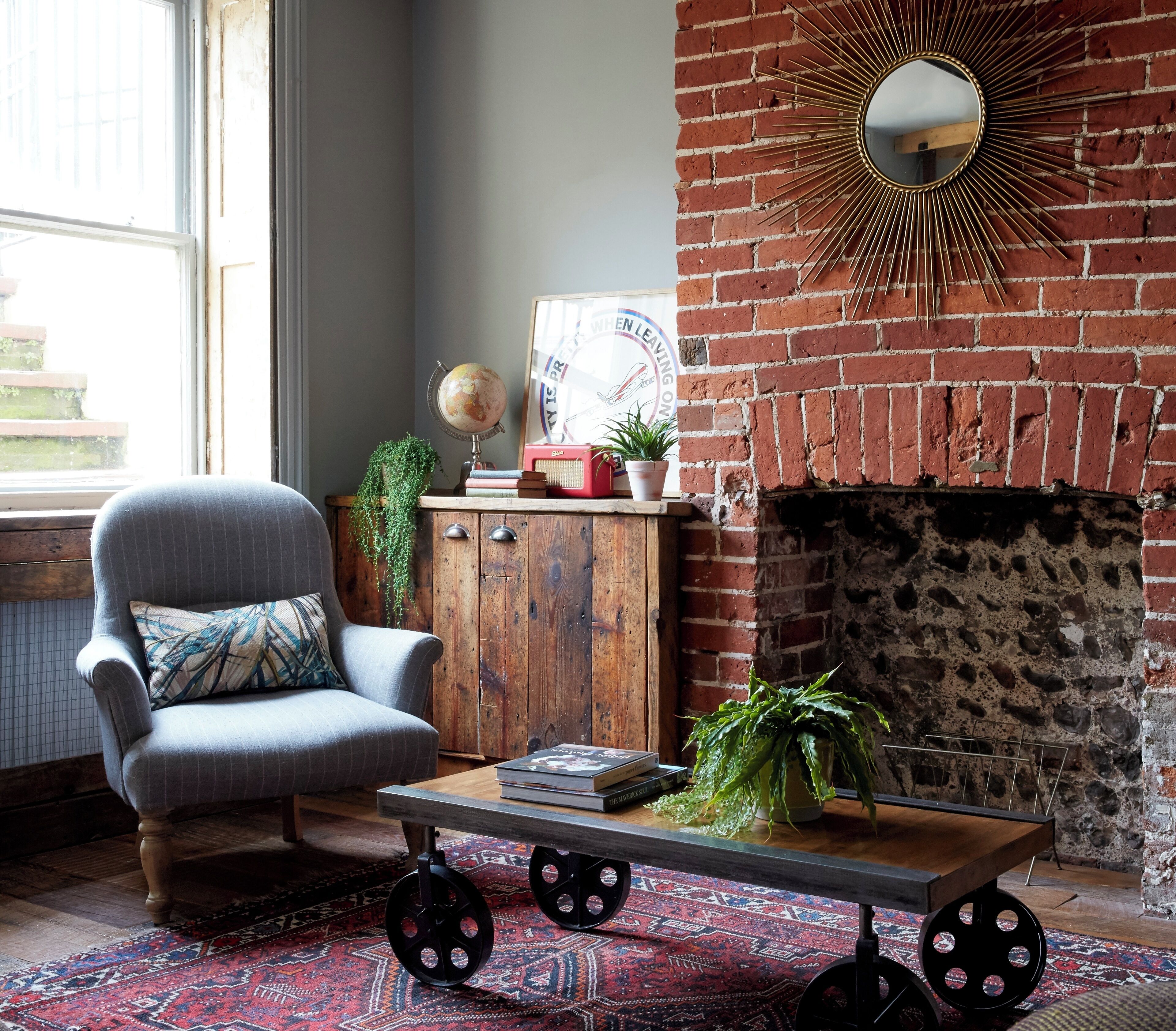 junior suite, 1 bedroom, bathtub | living area