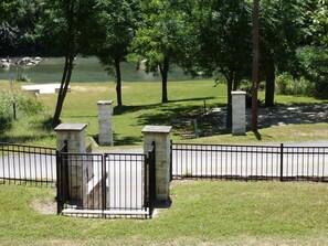 Property grounds - RR 7221 The Lazy A (New Braunfels)