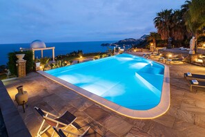 Seasonal outdoor pool - Buena Vista (Letojanni)