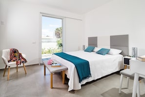 5 habitaciones, tabla de planchar con plancha y wifi gratis 