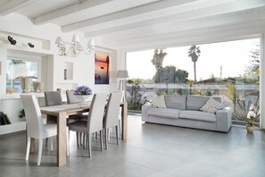 Apartment, 3 Bedrooms | Living area