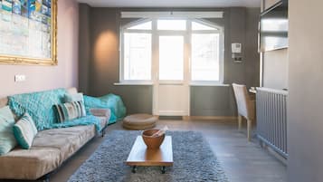 Apartament Comfort | Sala d'estar | Televisor de pantalla plana