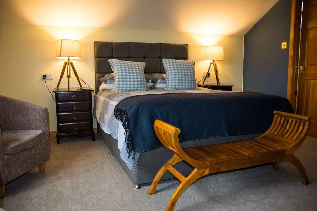 Double Room, Sea View (Room3) | Individually decorated, individually furnished, blackout drapes