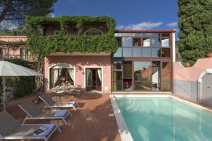 Piscina stagionale all'aperto