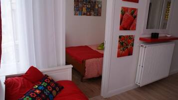 1 bedroom, free WiFi, bed sheets