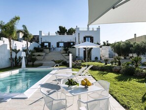 Seasonal outdoor pool, pool loungers - La Pigna Bianca (Misiliscemi)