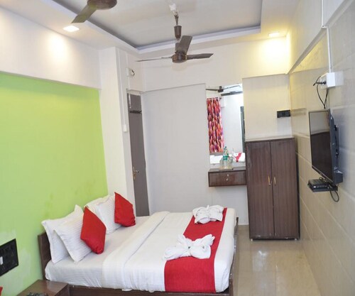 Anil Guest House