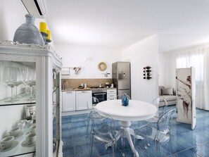 Télévision à écran plat