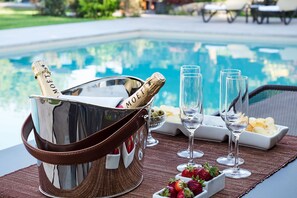 Outdoor pool - Viagrande (Viagrande)