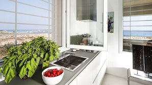 Villa, 5 Bedrooms | Private kitchen - Villa Capo Passero (Portopalo di Capo Passero)