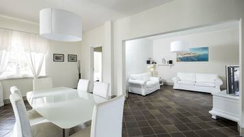 TV skrin rata, pemain DVD, meja ping pong