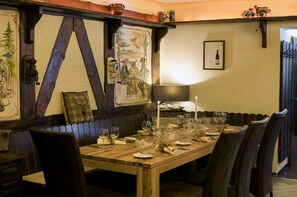 Pub - Waldhotel Im Wiesengrund (Huertgenwald)