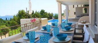 Pentathlon Villas