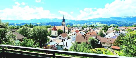 Luxe appartement, 1 slaapkamer, balkon, uitzicht op bergen | Balkon