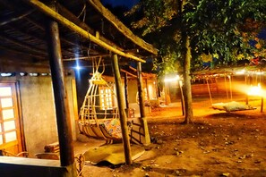 Hochwertige Bettwaren, Zimmersafe, Verdunkelungsvorhänge