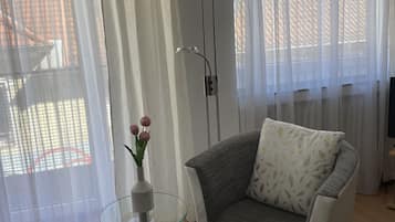 12 Schlafzimmer, individuell dekoriert, Schreibtisch