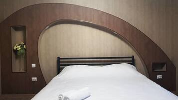 Standard dubbelrum | Värdeförvaringsskåp på rummet, skrivbord, ljudisolering och gratis wi-fi