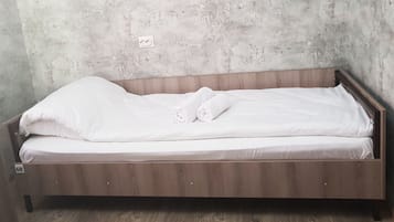 Economy Twin Room