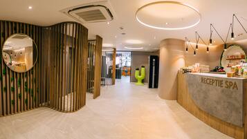 Sauna, hot tub, steam room, Turkish bath, body treatments