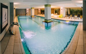 Indoor pool - Mandachi Hotel & SPA (Suceava)