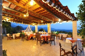 Terassi/patio