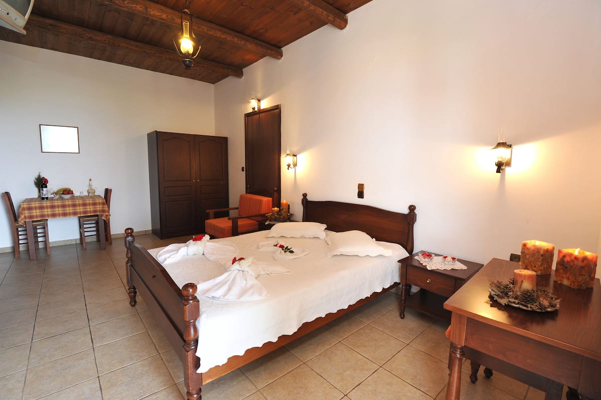 In-room safe, soundproofing, free cots/infant beds, free WiFi