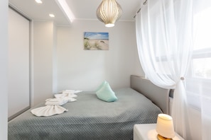 1 bedroom, iron/ironing board, free WiFi, bed sheets - Vacation apartment by the sea, vacation on the island of Usedom, Apartment LAGUNA (Swinoujscie)