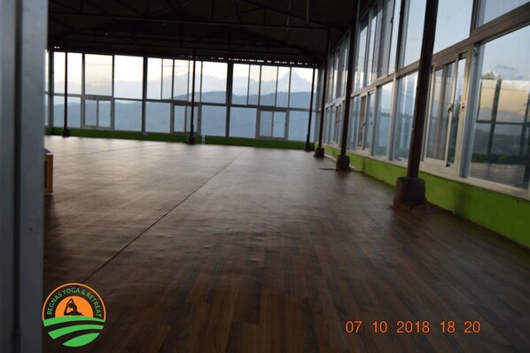 Interior - Begnas Yoga & Retreat (Lekhnath)