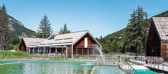 Appartement idéal 3 piÚces, 8 couchages, proche pistes et commodités à La Salle-les-Alpes.