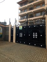 Entrada al alojamiento