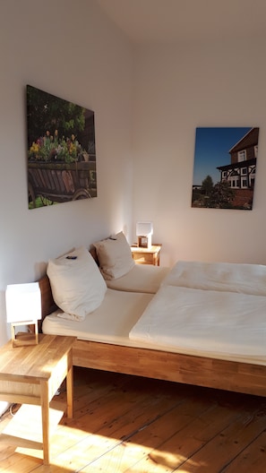 Condo, 6 Bedrooms | Desk, cribs/infant beds, rollaway beds, free WiFi - Gästehaus Alte Schmiede (Ascheberg)