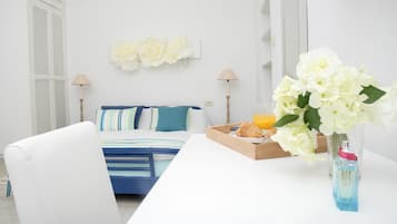 Superior Villa, Multiple Bedrooms, Non Smoking | 7 bedrooms, premium bedding, desk, blackout curtains