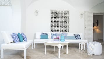 Superior Villa, Multiple Bedrooms, Non Smoking | Living area | Flat-screen TV