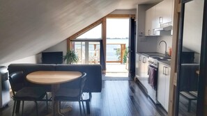 Standard-huoneisto, useita sänkyjä, tupakointi kielletty | Olohuone