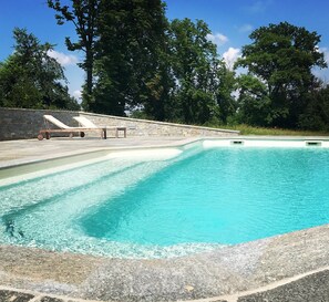 Outdoor pool - La Corte San Michele Appartamenti (Roatto)