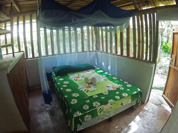 Coffres-forts dans les chambres, bureau, lits bébé (gratuits)