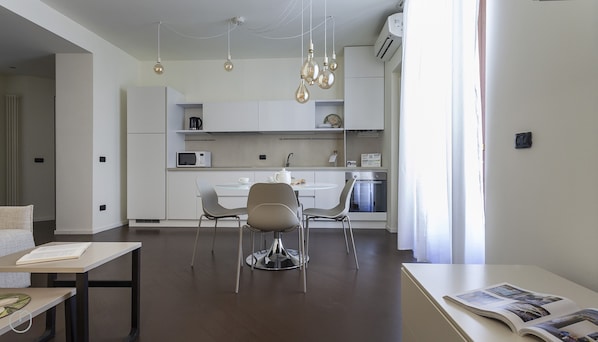 Apartment (1 Bedroom) | Private kitchen