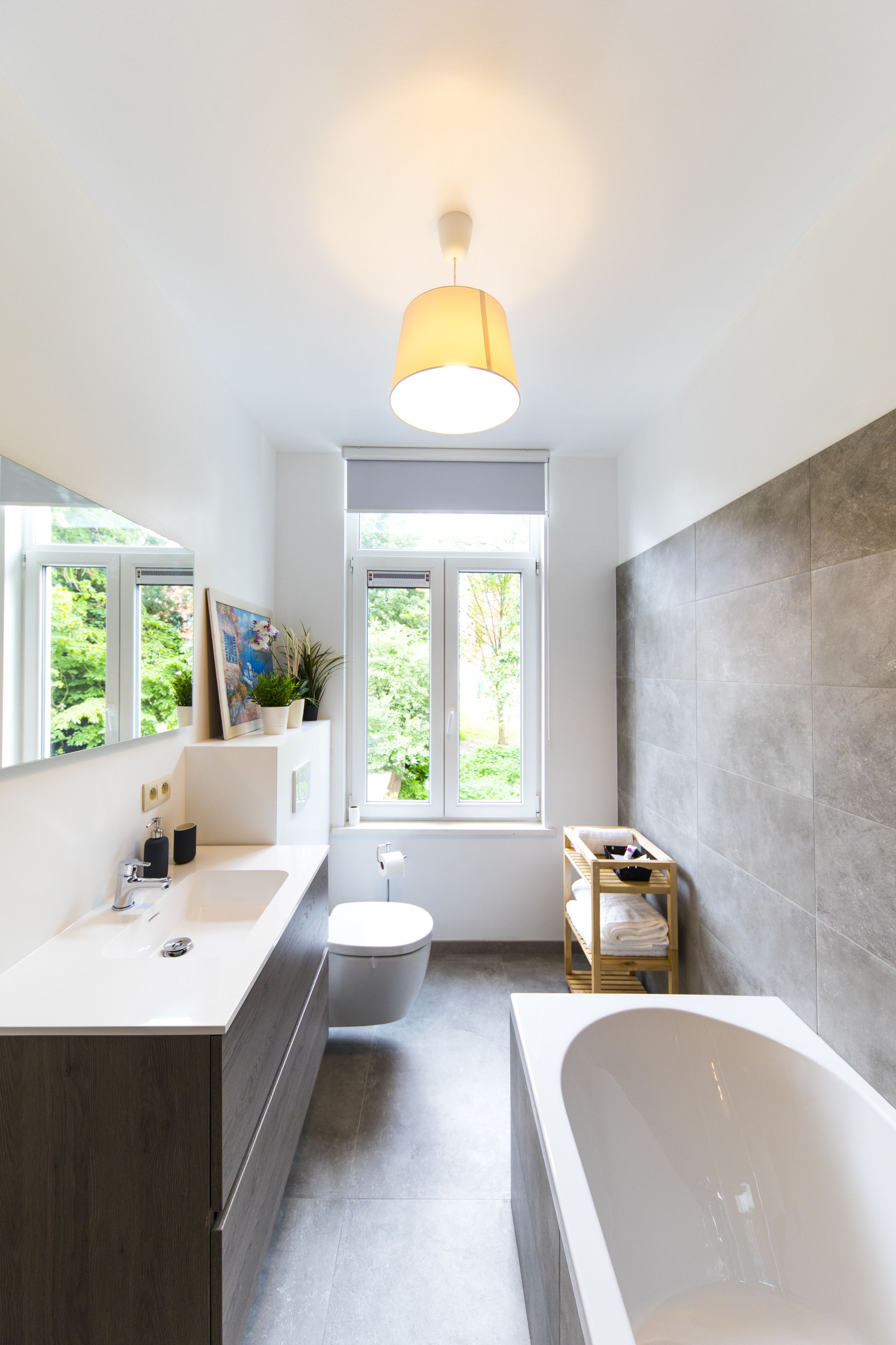 Economy Double Room, 1 Queen Bed | Bathroom
