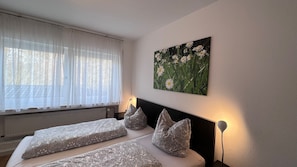 Standard Apartment, 3 Bedrooms, Non Smoking - Apartmenthaus Somborn (Bochum)