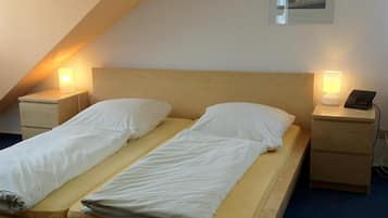 Free WiFi, bed sheets