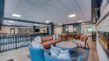 Condo, 2 Bedrooms | Interior