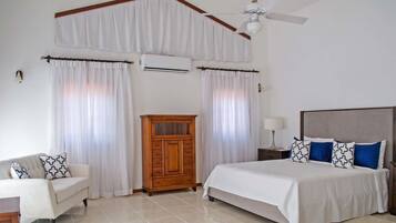 Wi-fi (inkludert) og sengetøy