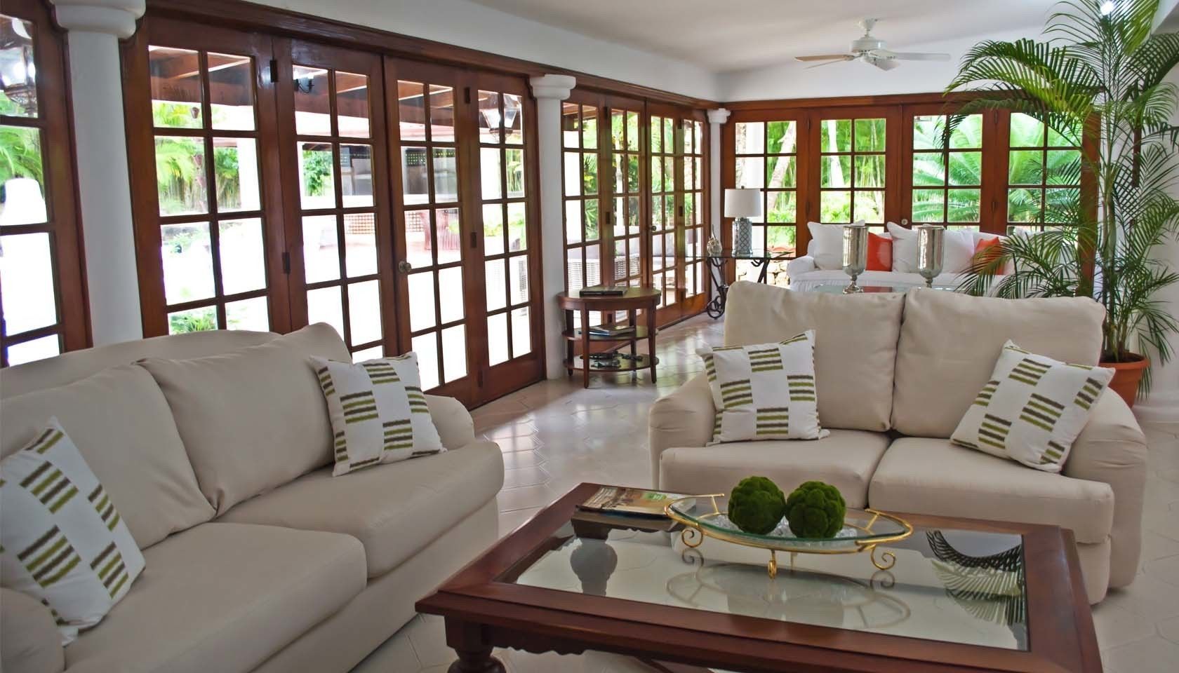 LCD-TV og DVD-spiller