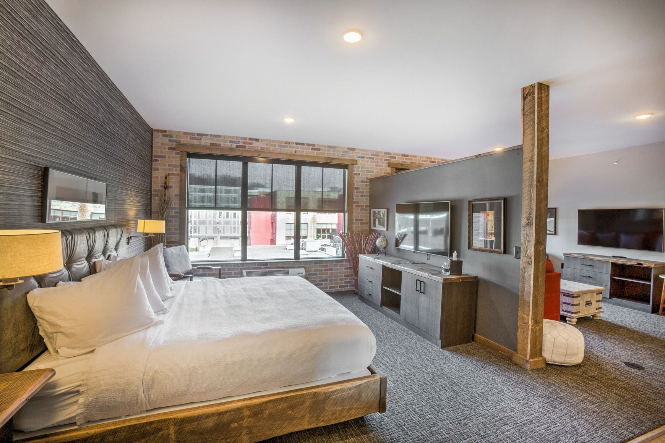 premium suite, 1 bedroom | 1 bedroom, individually decorated, iron/ironing board, free wifi