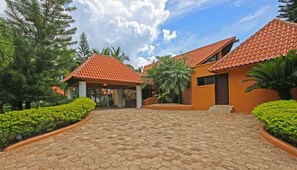 Façade de l’hébergement