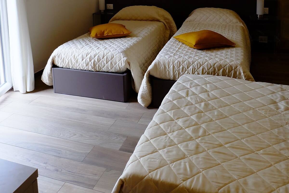 Superior Triple Room, Multiple Beds, Non Smoking | 5 bedrooms, premium bedding, minibar, desk